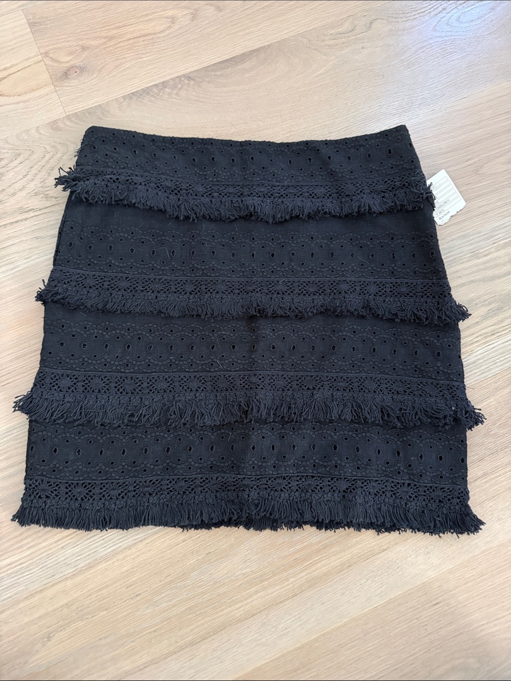 NWT Haute Hippie Black Eyelet Fringe Mini Skirt Linen Blend Boho Size 10